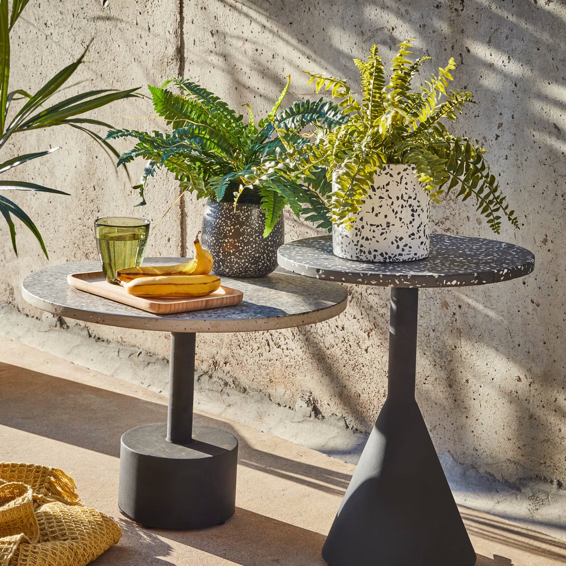 Delio Side Table