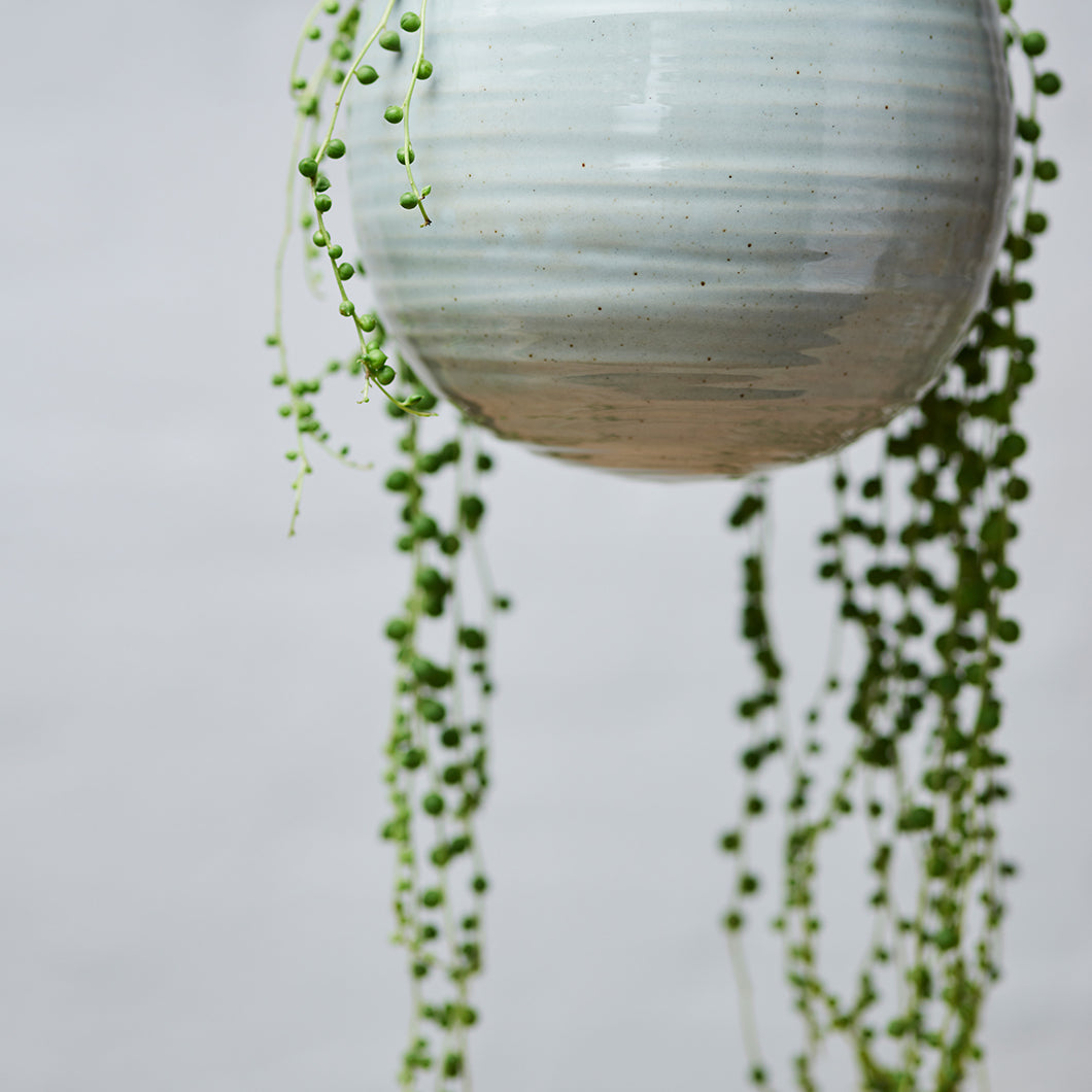 Hanging Spherical Planter Grey Crackle