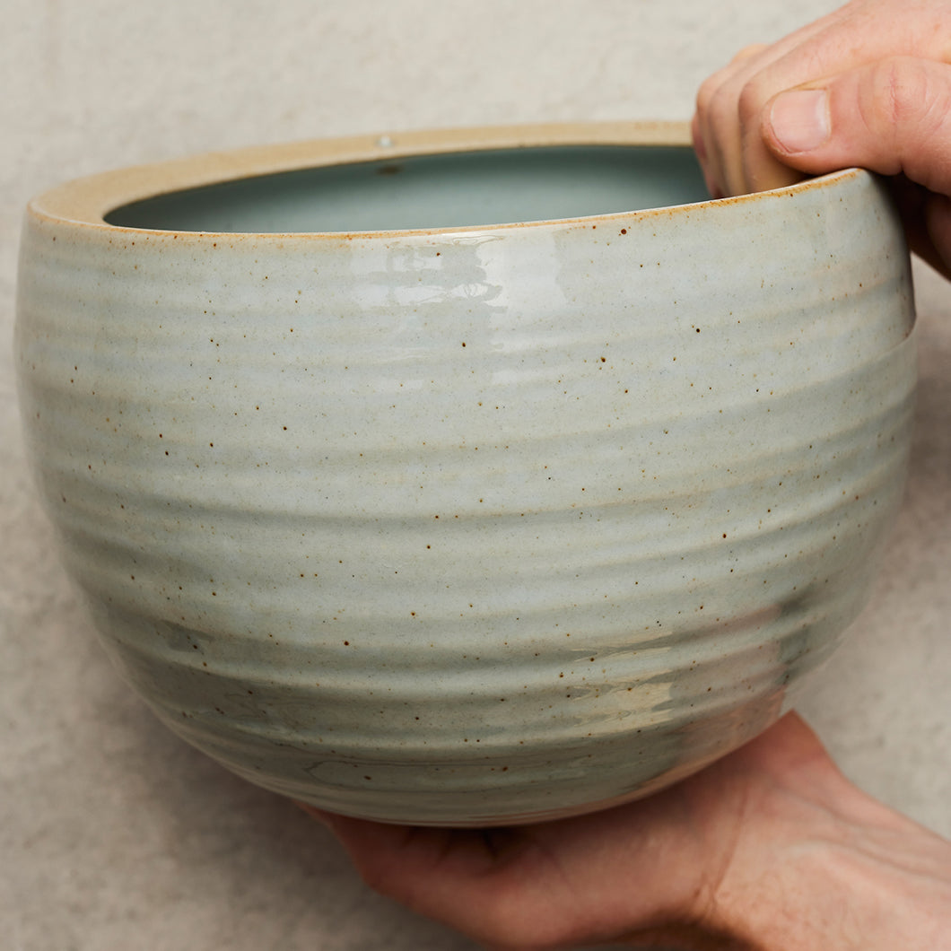 Hanging Spherical Planter Grey Crackle