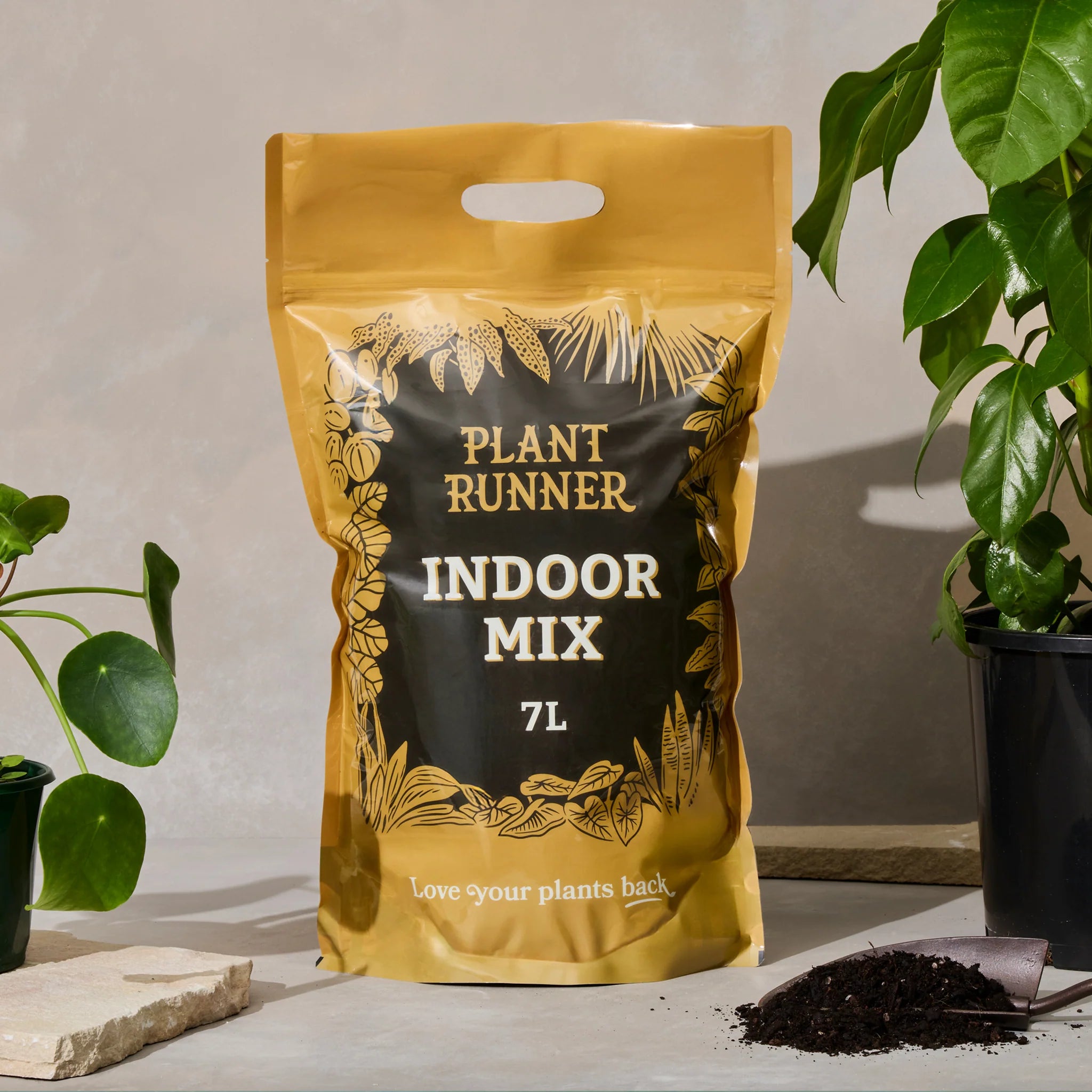 Indoor Mix 7L Bag
