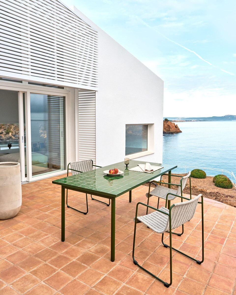 Poseidon chair in Pumice