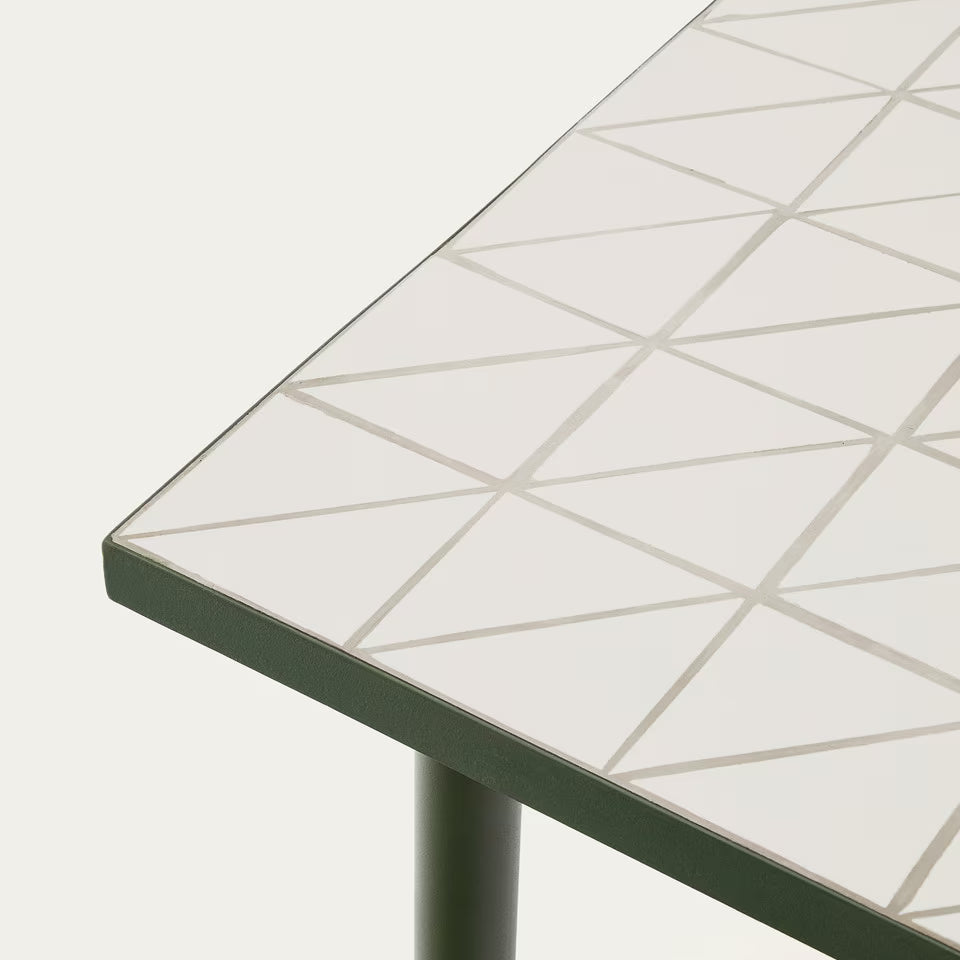 Poseidon dining table in Pumice White
