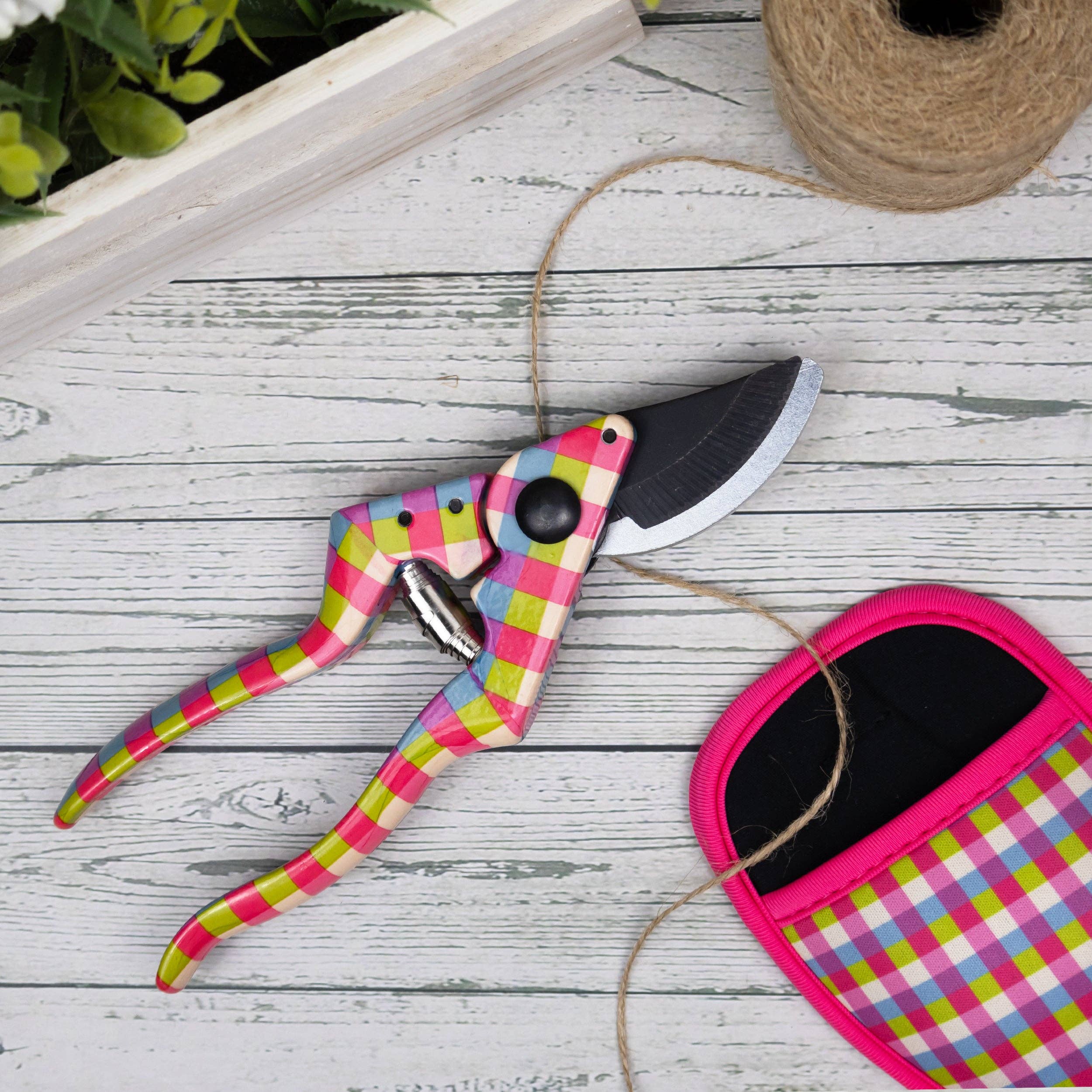 Willow and Belle Secateurs With Pouch – Pink Gingham Design