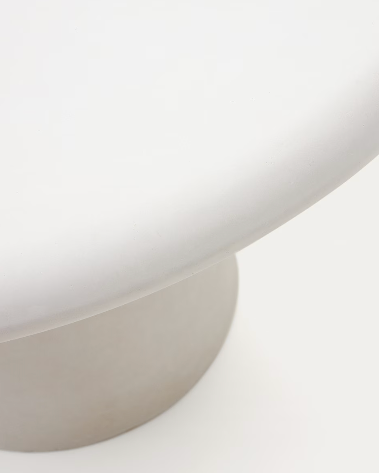 In & Out Table 90cm