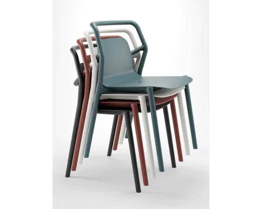 MILA Stackable Outdoor Dining Chair