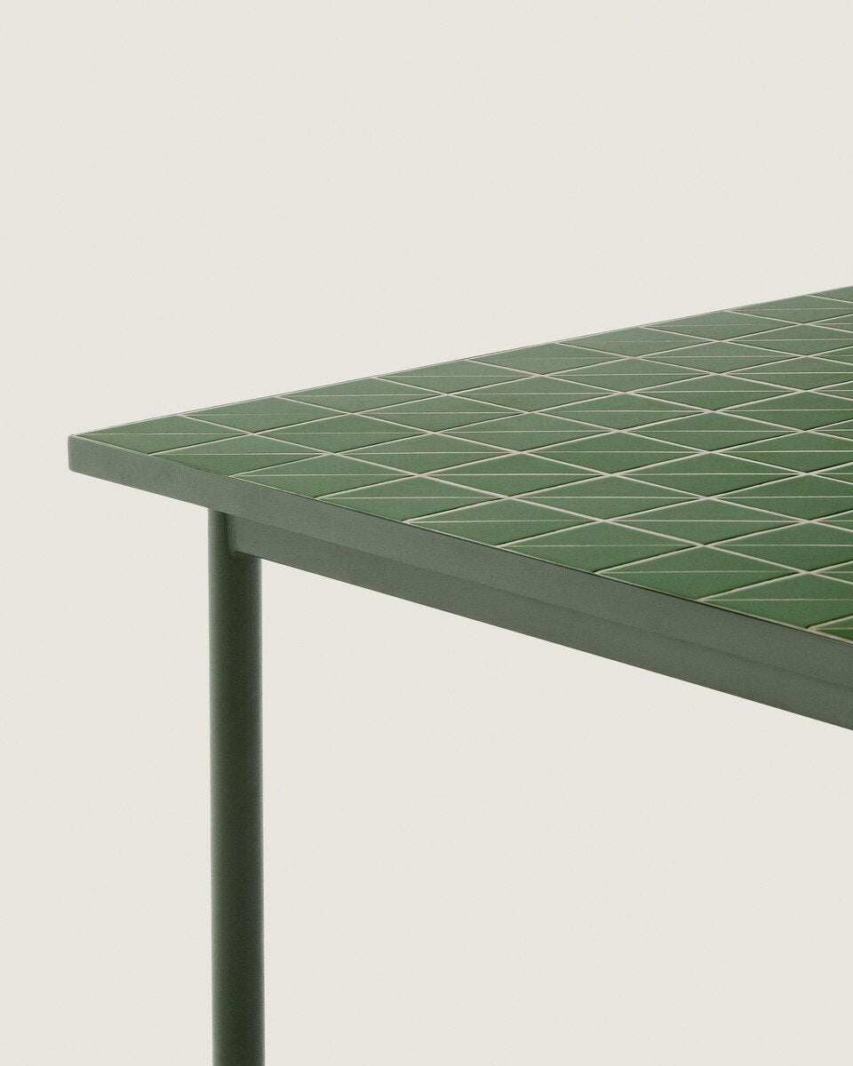 Poseidon dining table in Horti Green