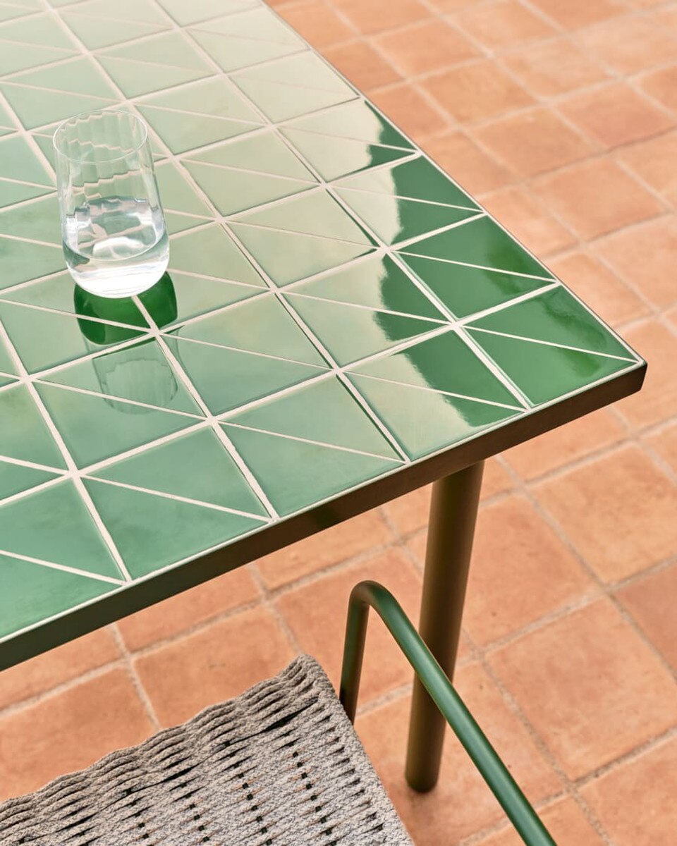 Poseidon dining table in Horti Green